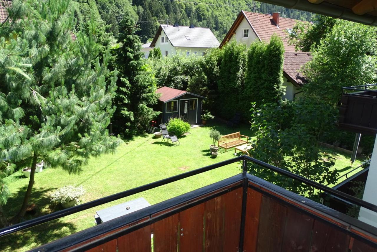 Appartement Zirbenduft Ferienhaus Fuenf Sinne Dobriach Exterior photo